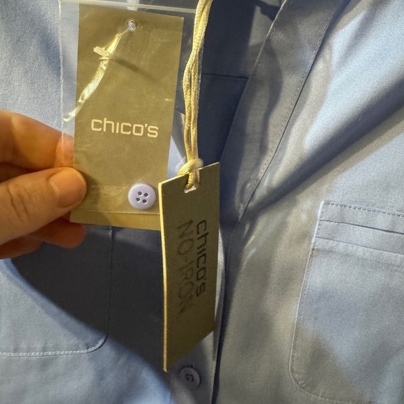 Chicos Elena Button down, no iron shirt, regular sizing is a size 4/Small/ NWT - Picture 3 of 10